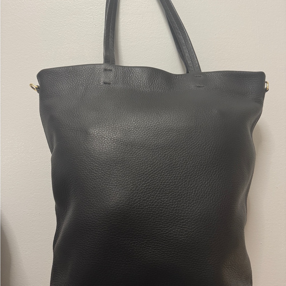 Cuyana Tall easy zipper tote